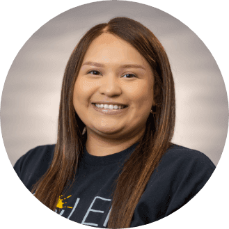 Casandra, Lead dental assistant