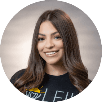 Valeria Sanchez, Asistente dental